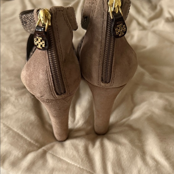 Tory Burch Snakeskin and Brown Heels - Picture 9 of 9